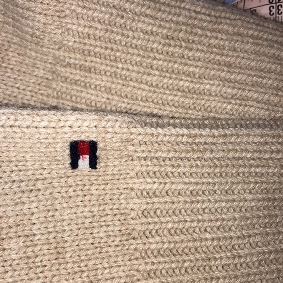Tommy Hilfiger Argyle Sweater Size Medium - Picture 8 of 8